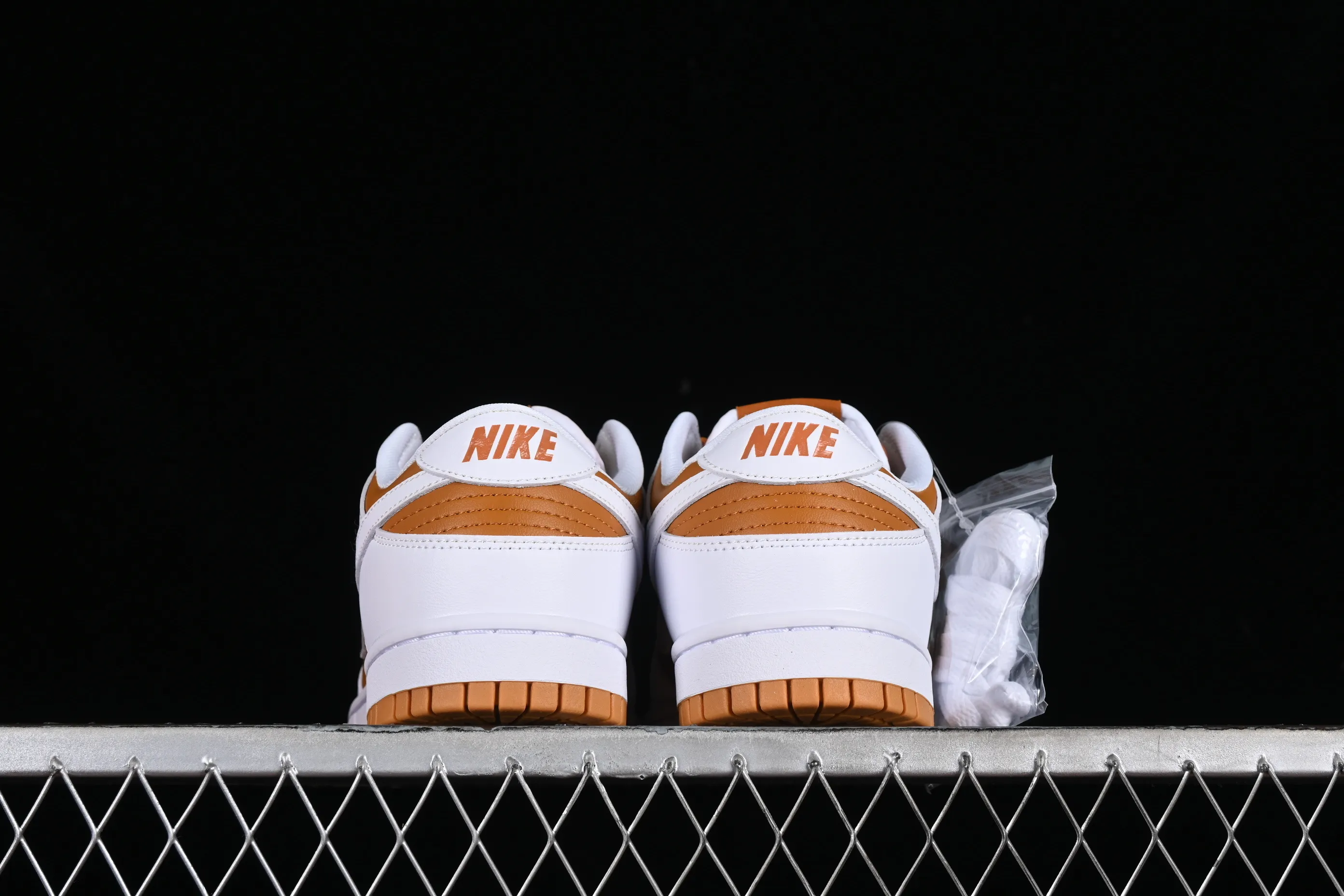 All categories Nk SB Dunk series Nk SB Dunk Low low-top sneakers Nk Dunk Low "Reverse Curry" reverse curry SB low-top casual sneakers FQ6965-700